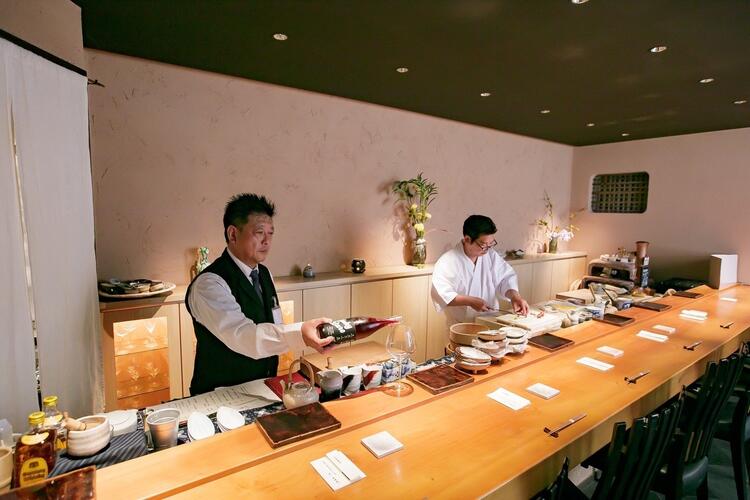 8席限定の特別な日本料理店