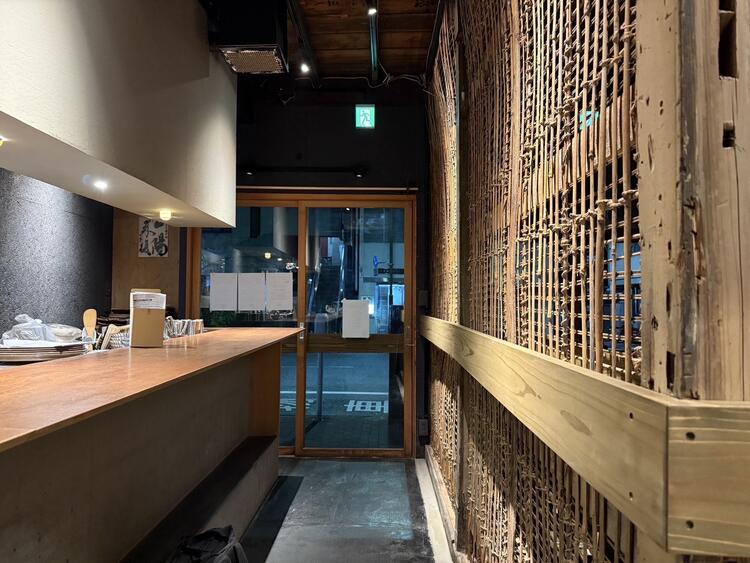 建物の魅力を最大限に生かした内装