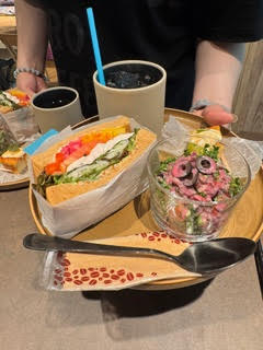 こだわりの厚切りサンドイッチ