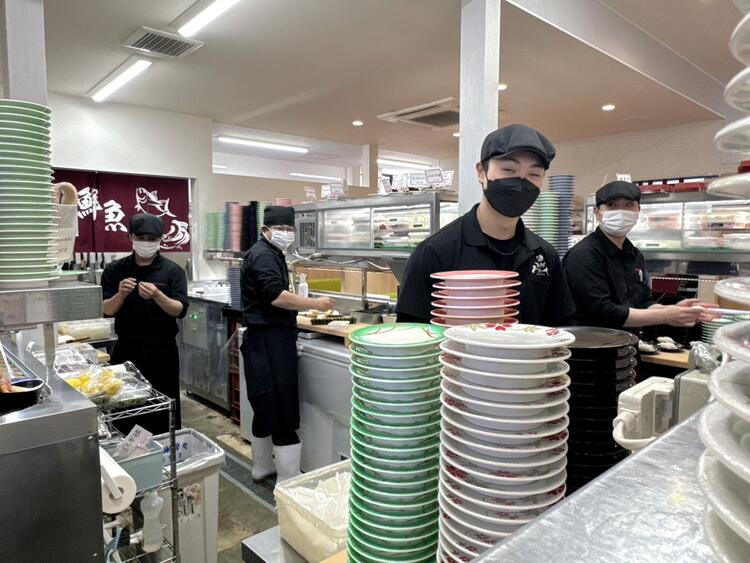 海の幸を使った種類豊富な一品料理