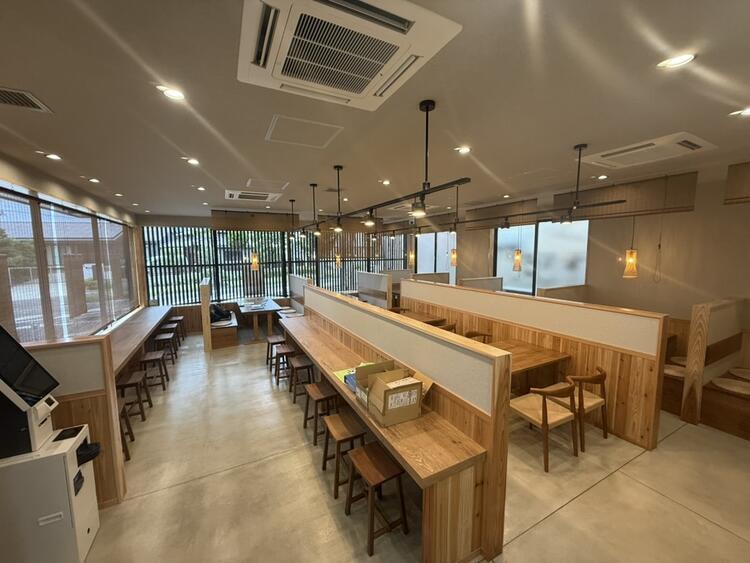 【埼大通り店】の店内