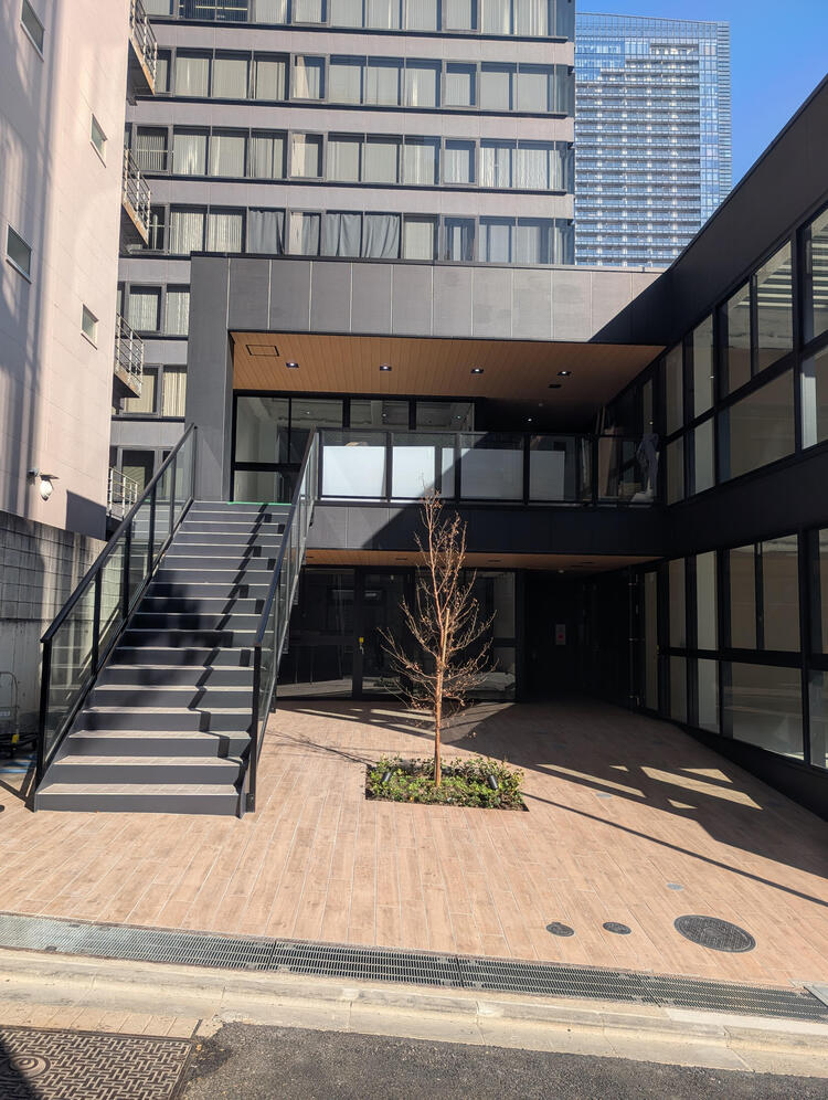 様々なお酒を中華料理と楽しむバル