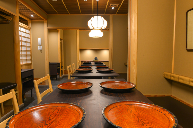 本格日本料理と真心の接客を間近に