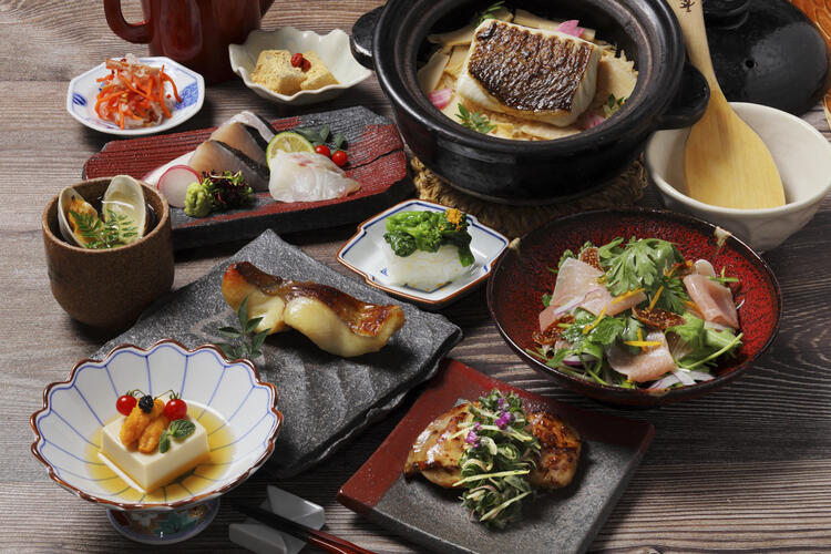 季節、土地の食材を活かして