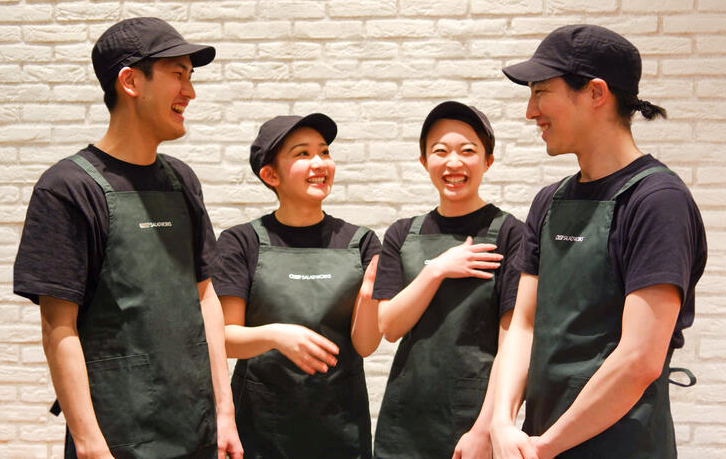 お互いにファーストネームで呼び合います