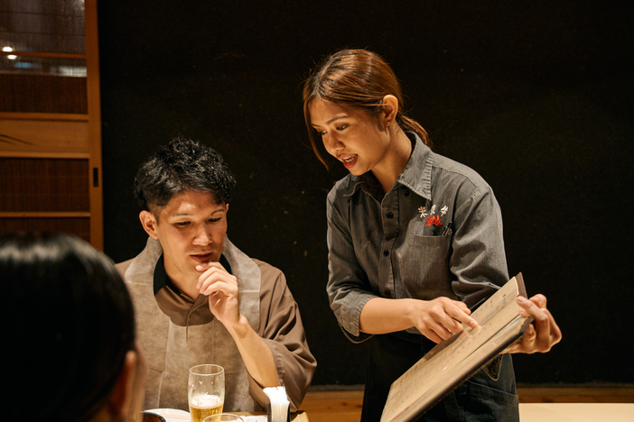 スタッフは国際感豊！女性も活躍中！！