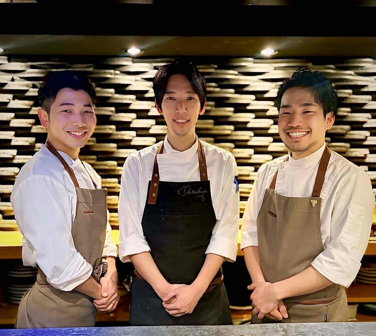 伊・仏・鉄板。各界の精鋭が集結。