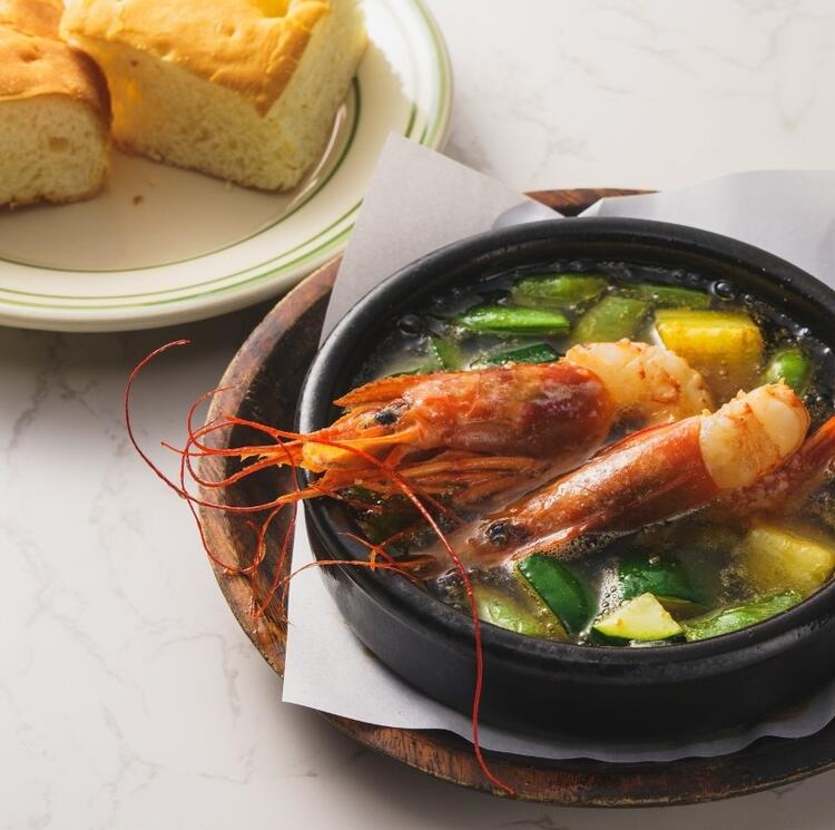 大阪の玄関口となるお店を目指します