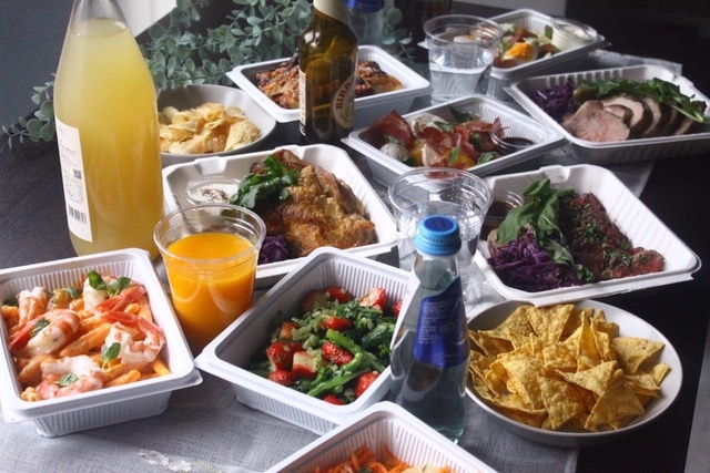 テイクアウト専門店です