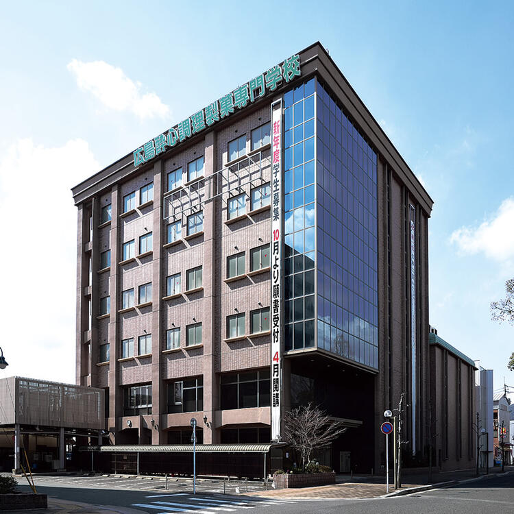 駅からスグの好立地です♪