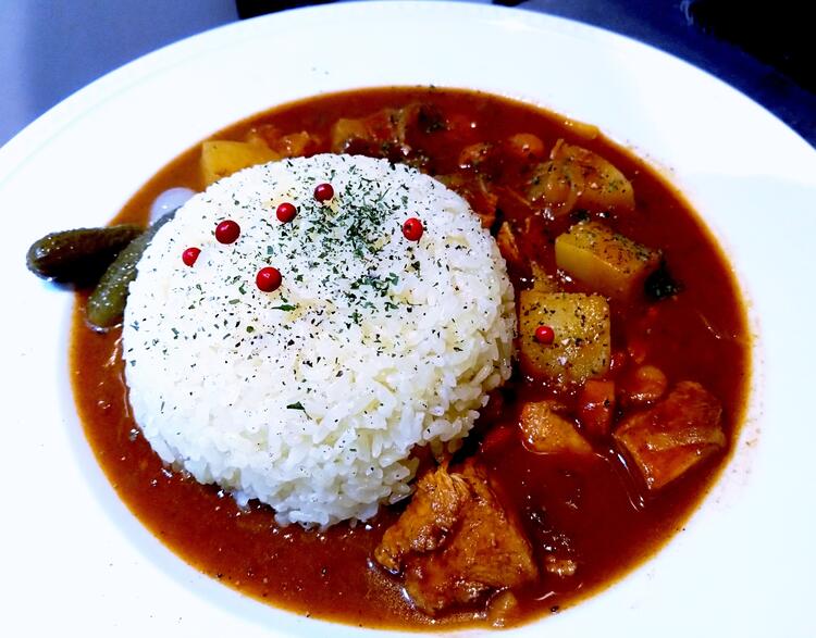 お酒や料理に興味がある方は歓迎！