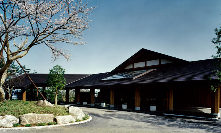 歴史あるゴルフ場で働けるチャンス！