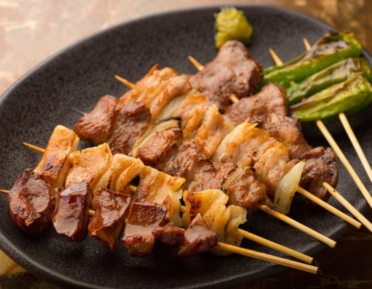 一本一本丁寧に焼き上げる本格串焼き