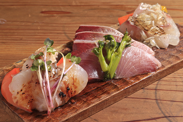 豊洲買い付けの新鮮な魚貝！