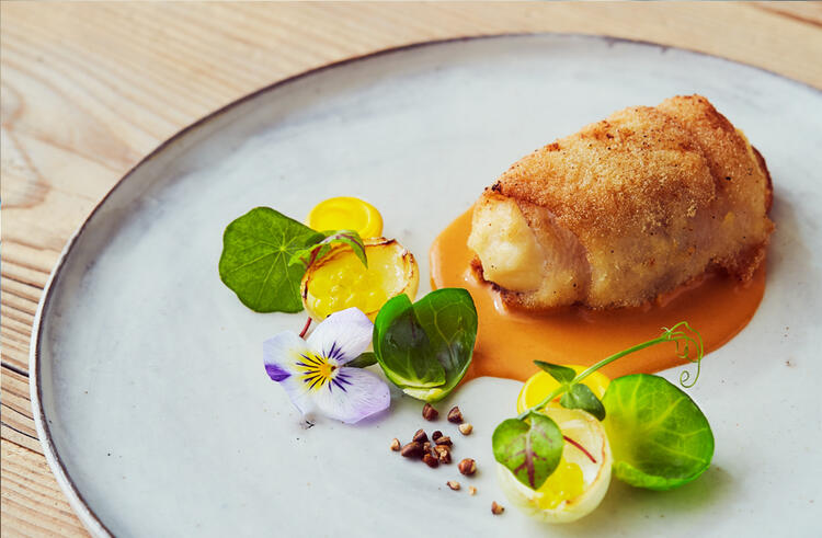 大切な一日を彩るウエディングケーキ