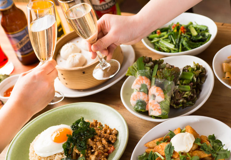 仕込み・調理は店内で実施