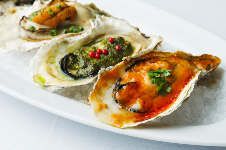 ロブスターやオイスターなど厳選素材を使用