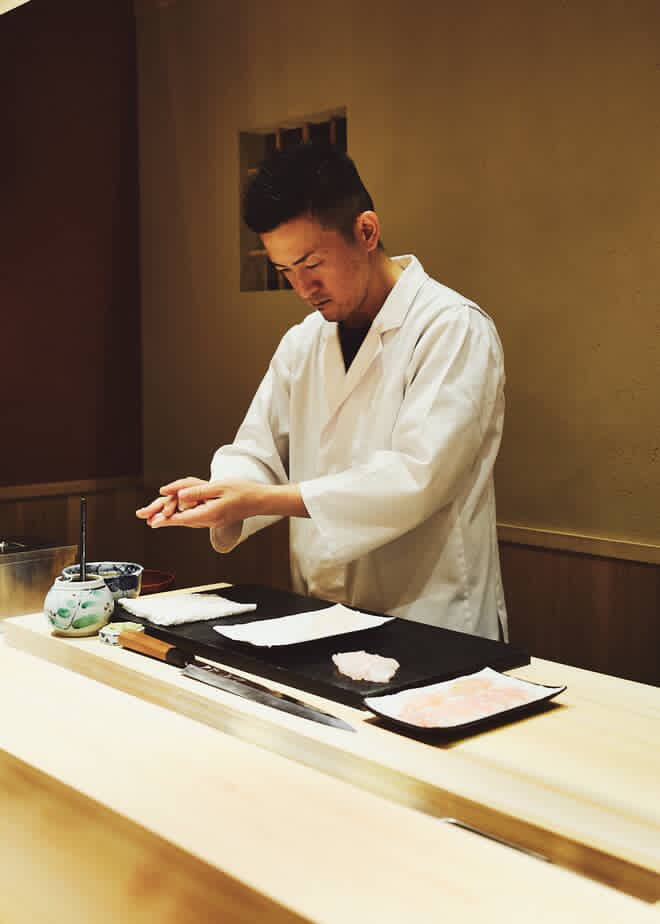 海と人をつなぐ握りが特徴です。