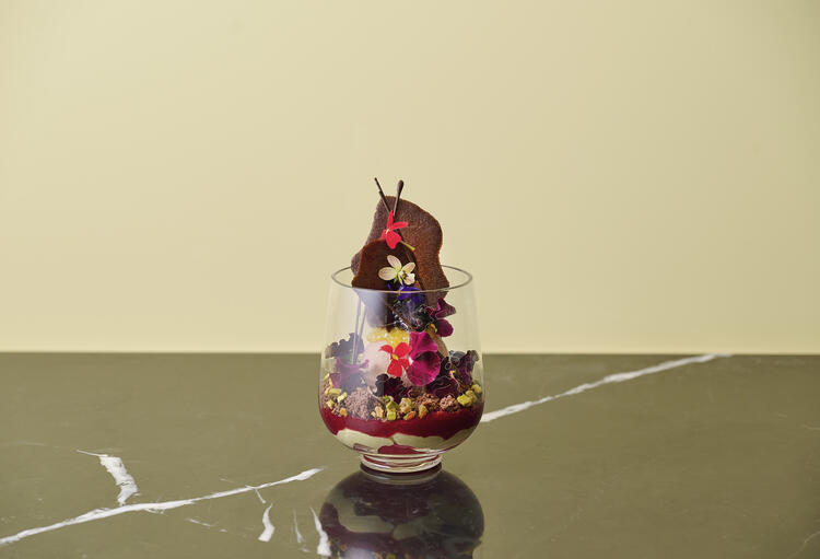 公休月8〜10日・年間公休112日◎