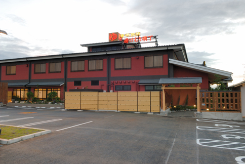 活気と笑顔があふれる広々空間