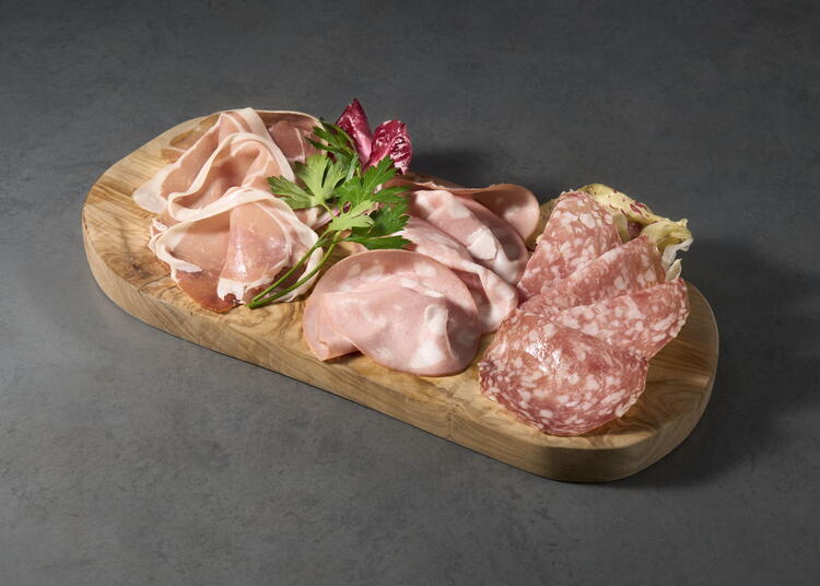 未経験OKのホールスタッフ募集♪