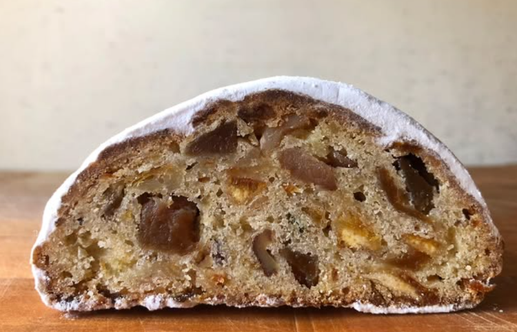 桃とジャスミンのシュトレン