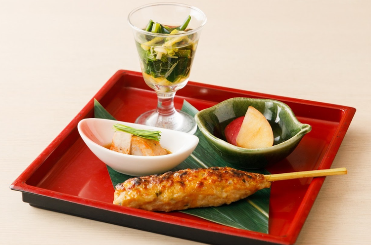 八戸本店の伝統の味を大切にしています！