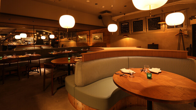 シックながらも、わくわく感ある内装♪