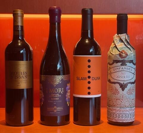 ナチュラルワインはじめワインも多数♪