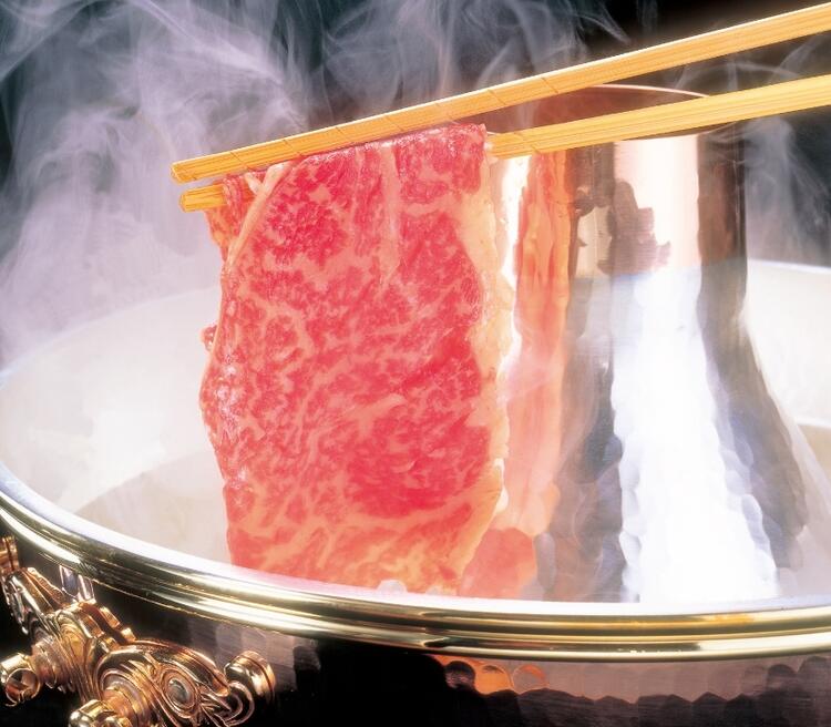 しゃぶしゃぶとすきやきの食べ放題が人気！