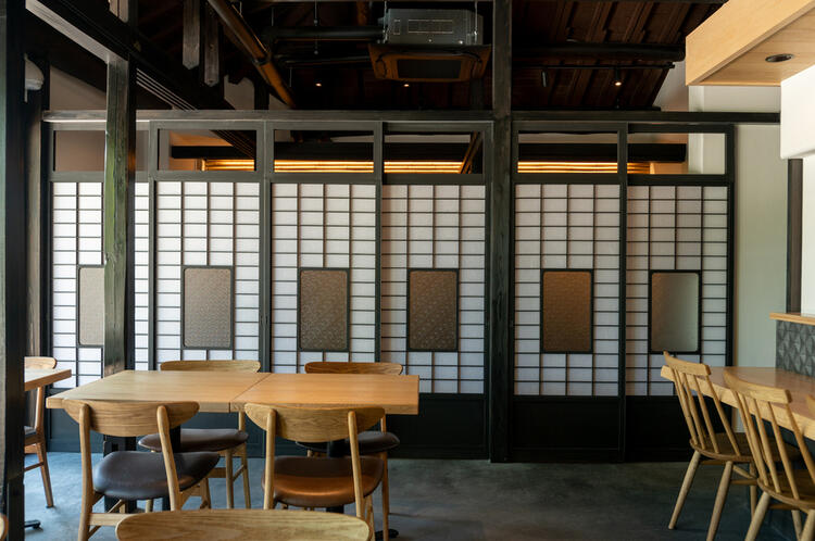 非日常が広がる｜クラシック・モダンな空間