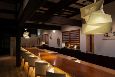 旅館内の茶懐石料理店で料理人募集