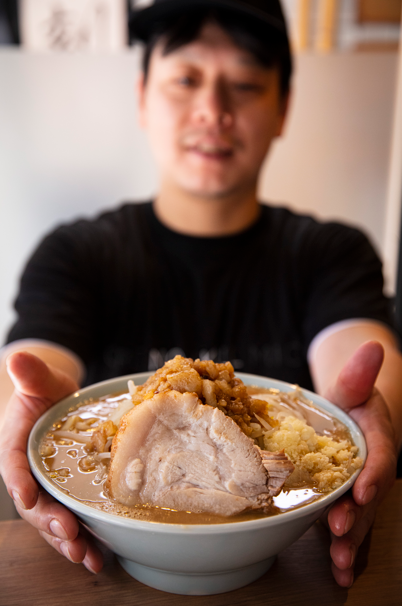 接客・調理・店舗運営を幅広くお任せ！