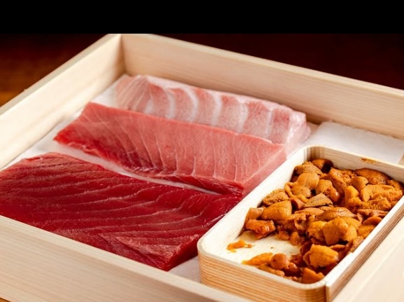 有名店運営の企業で安定就業※写真は既存店