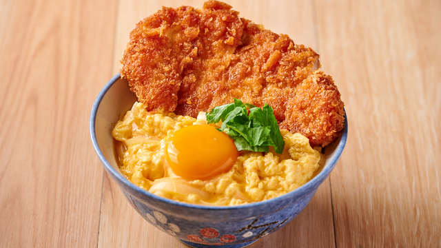 大人気の特製カツ丼