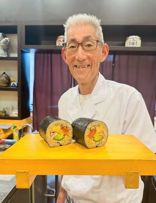 飲食店経験6年以上の方をお待ちしています