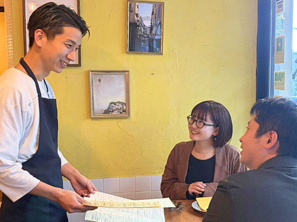 温かく活気あふれる雰囲気の空間です♪