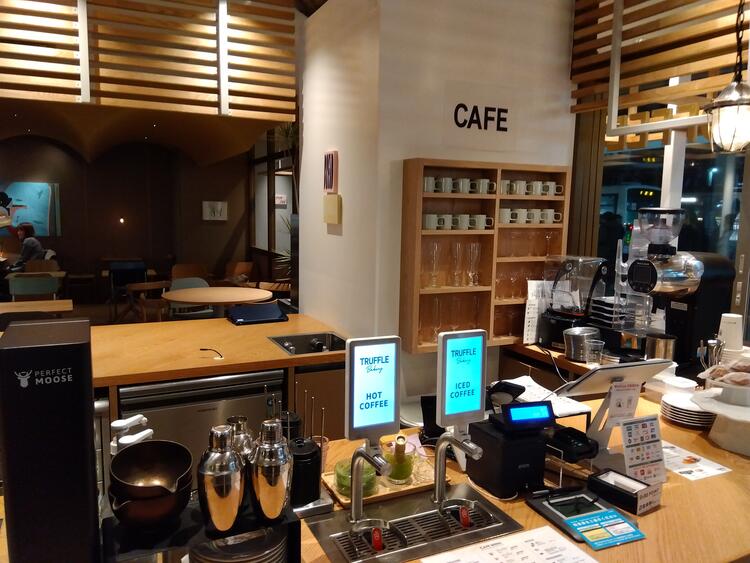 新しいお店で一緒に働きませんか？