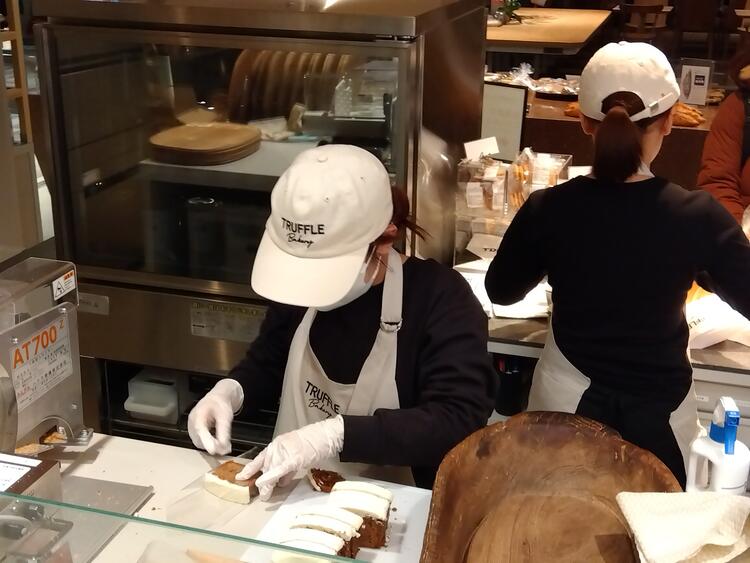 みんなでお店をつくり上げていきます！