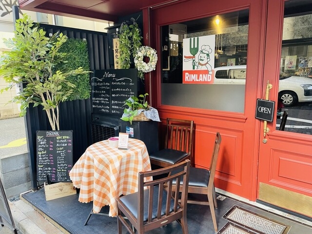 外観にもこだわったおしゃれな個人店★