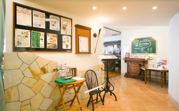 潮風を感じる、大人のマリンリゾート空間