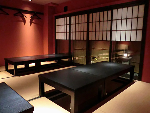 お客さまを喜ばせるお仕事です