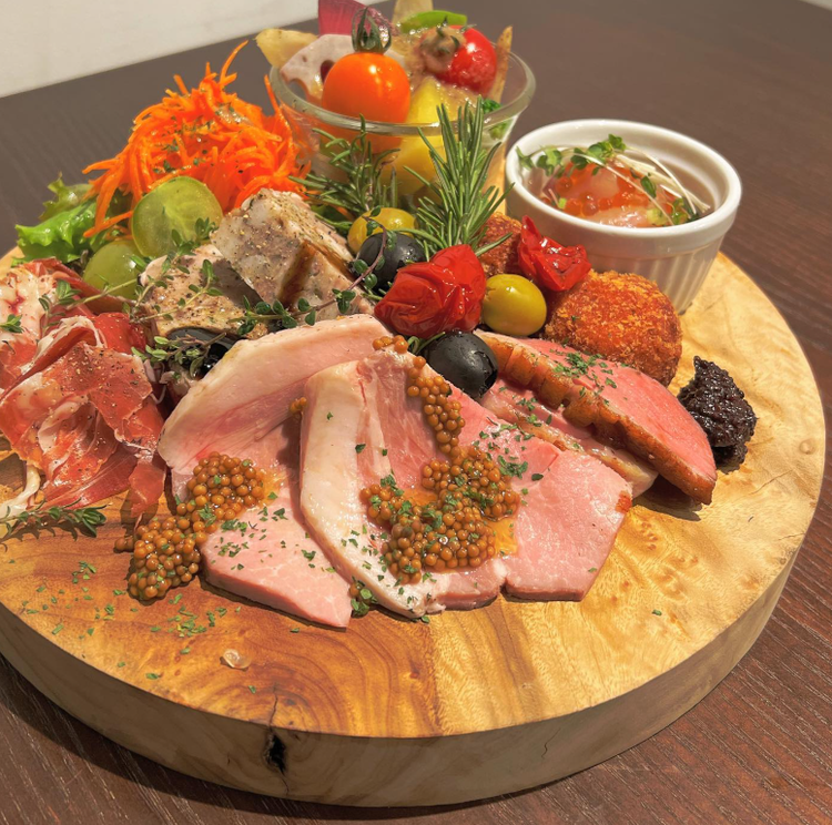 現在、3店舗目出店に向けて準備中