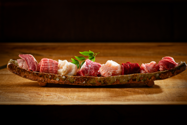 和牛料理 一石三鳥 総本店の詳細画像3