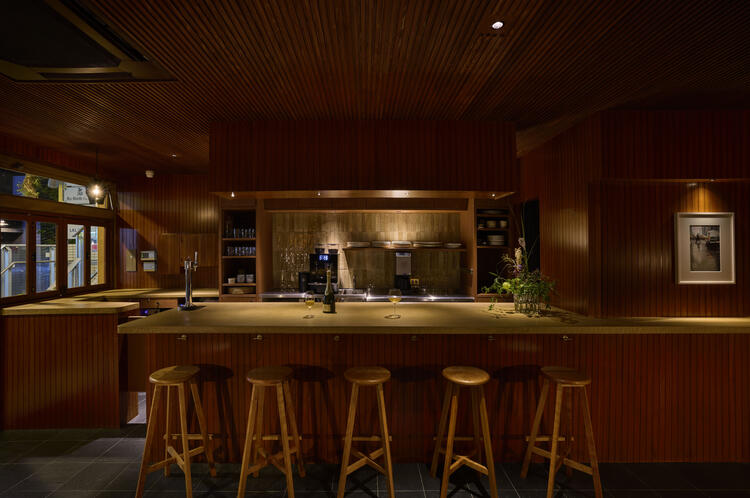 接客も調理も学べます！