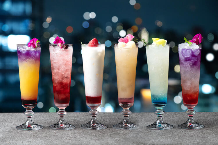 現場裁量大・料理ドリンクコース開発も