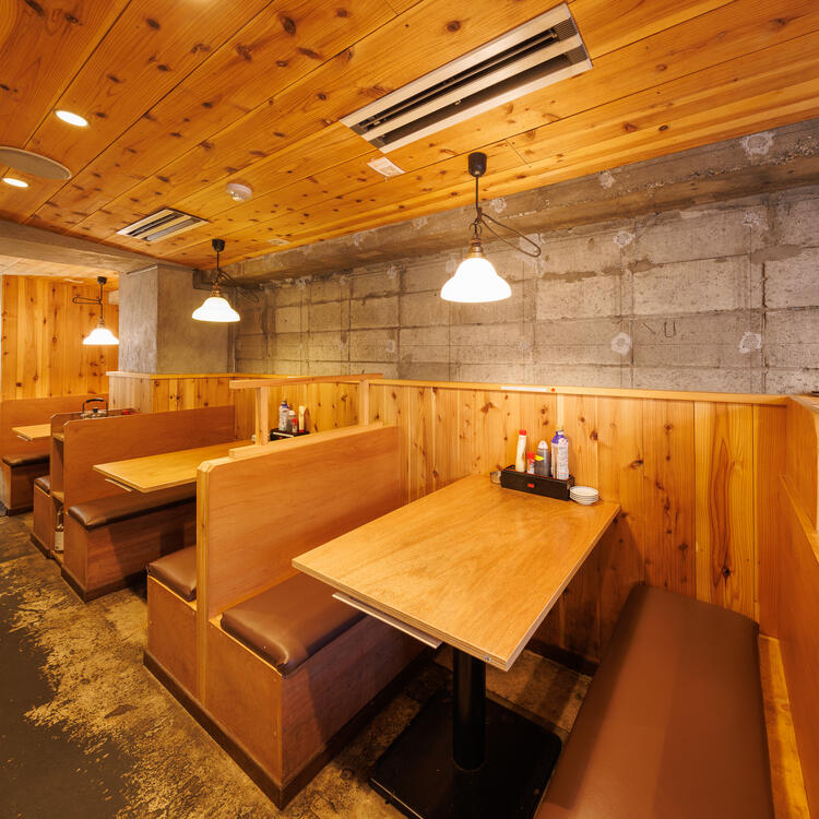 活気のある店内で川崎を盛り上げましょう