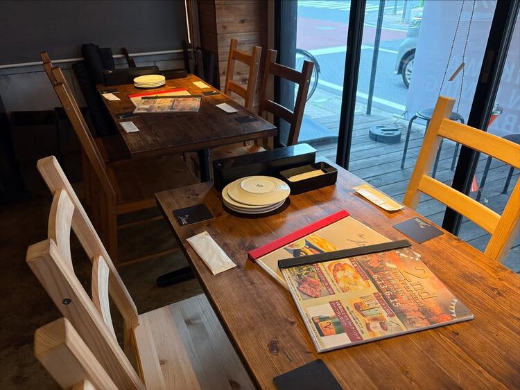 店内は落ち着いた雰囲気◎