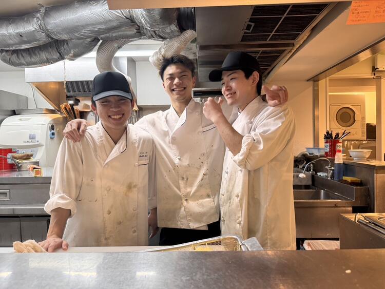 ＼先輩スタッフが丁寧に指導します！／