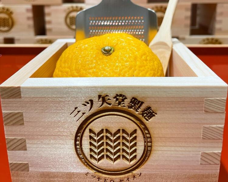 チームで効率を追求するプロの職場